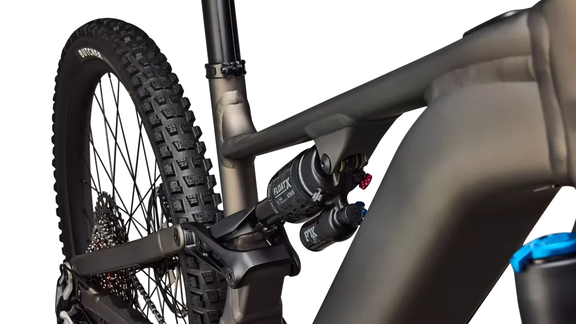 Levo 4 Comp Alloy