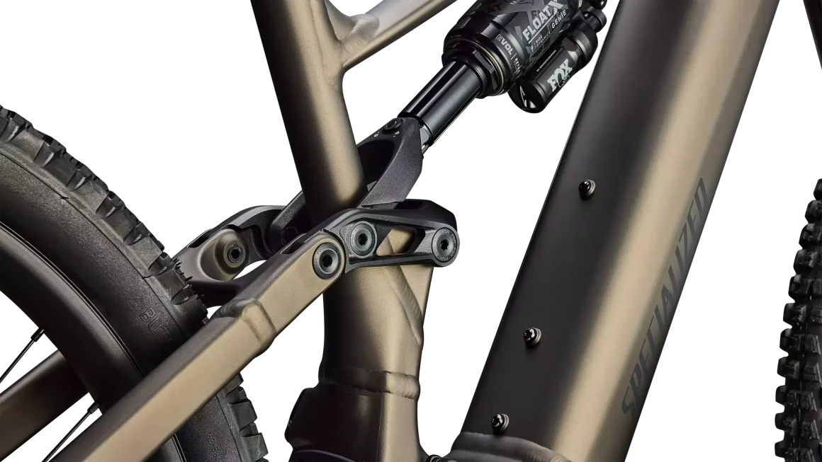 Levo 4 Comp Alloy